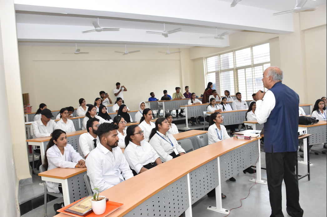 Shri Vaishnav Vidyapeeth Vishwavidyalaya University Function photo 45
